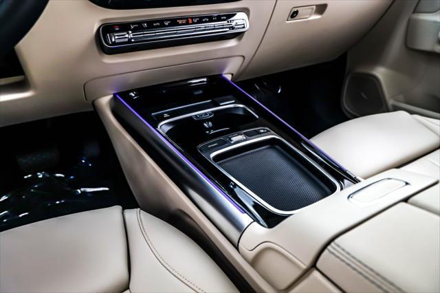 new 2025 Mercedes-Benz GLA 250 car, priced at $46,205