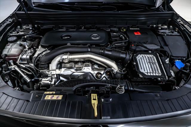 new 2025 Mercedes-Benz GLB 250 car, priced at $50,150