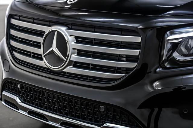 new 2025 Mercedes-Benz GLB 250 car, priced at $50,150
