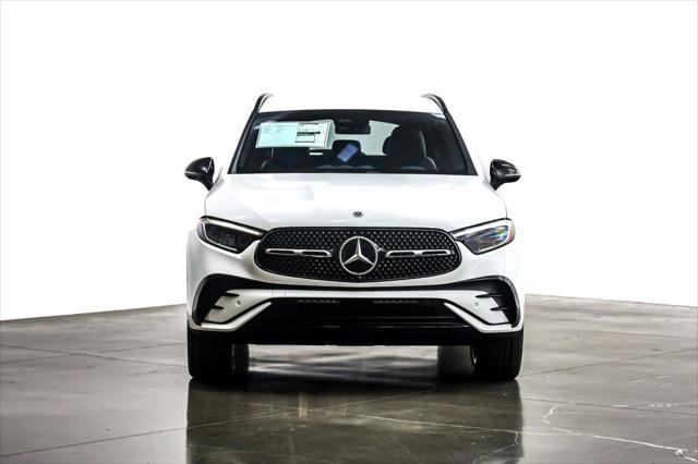 new 2025 Mercedes-Benz GLC 300 car, priced at $55,685