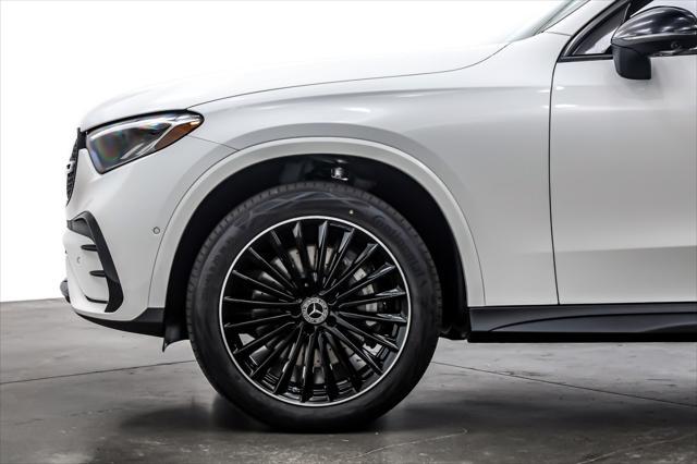 new 2025 Mercedes-Benz GLC 300 car, priced at $59,855