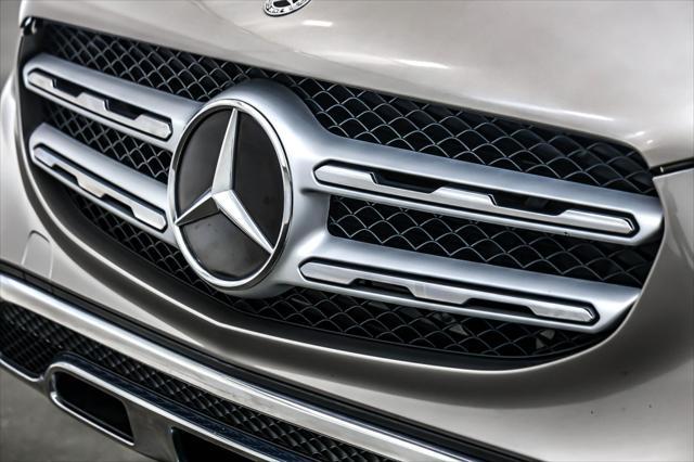 used 2020 Mercedes-Benz GLC 300 car, priced at $23,894