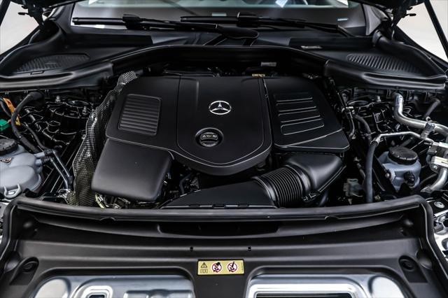 new 2025 Mercedes-Benz GLC 350e car, priced at $62,670