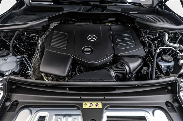 new 2025 Mercedes-Benz GLC 300 car, priced at $66,495