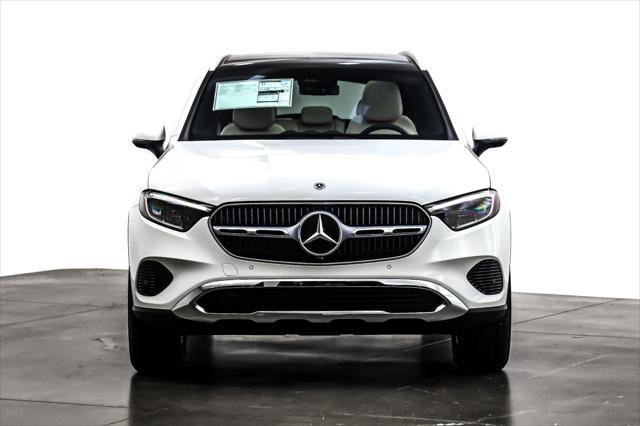 new 2025 Mercedes-Benz GLC 300 car, priced at $52,250