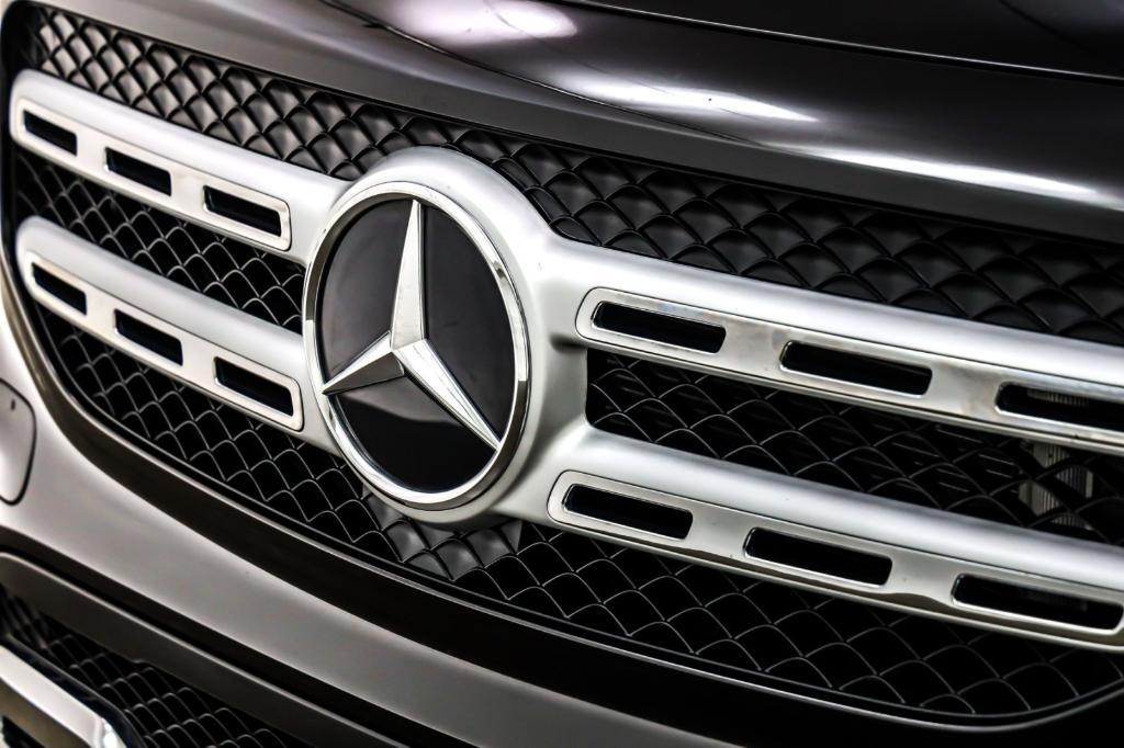 used 2020 Mercedes-Benz GLB 250 car, priced at $29,893