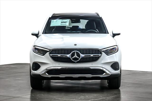 new 2025 Mercedes-Benz GLC 300 car, priced at $54,585