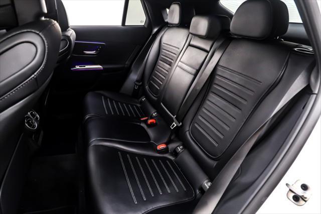 new 2025 Mercedes-Benz GLC 300 car, priced at $66,585
