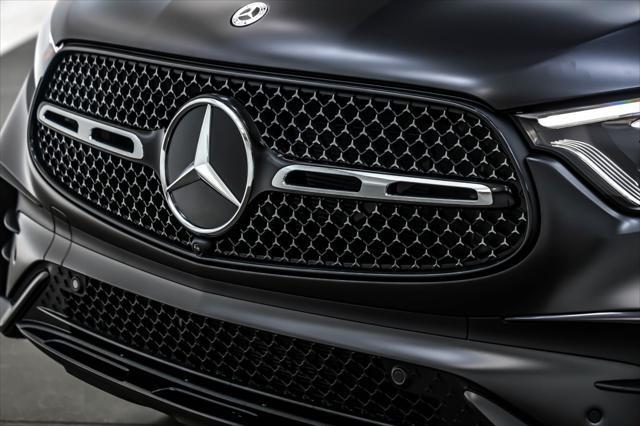 new 2025 Mercedes-Benz GLC 300 car, priced at $71,435
