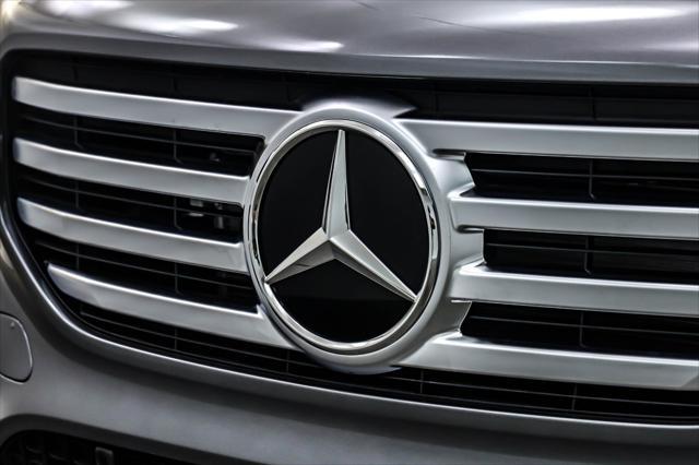 new 2024 Mercedes-Benz GLB 250 car, priced at $46,585