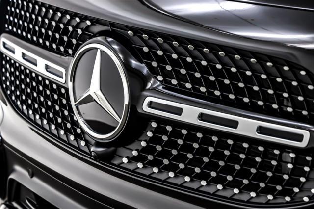 new 2025 Mercedes-Benz GLB 250 car, priced at $50,445