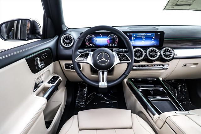 new 2025 Mercedes-Benz GLB 250 car, priced at $50,770