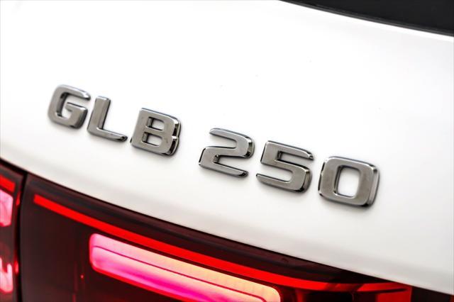new 2025 Mercedes-Benz GLB 250 car, priced at $50,305
