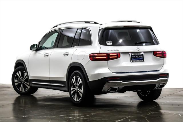 new 2025 Mercedes-Benz GLB 250 car, priced at $50,305