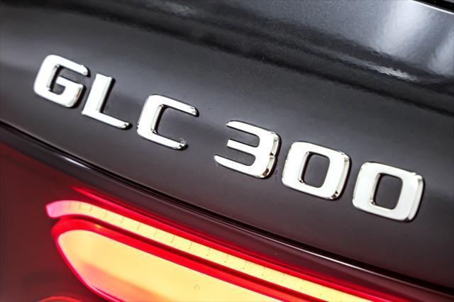 new 2025 Mercedes-Benz GLC 300 car, priced at $60,225