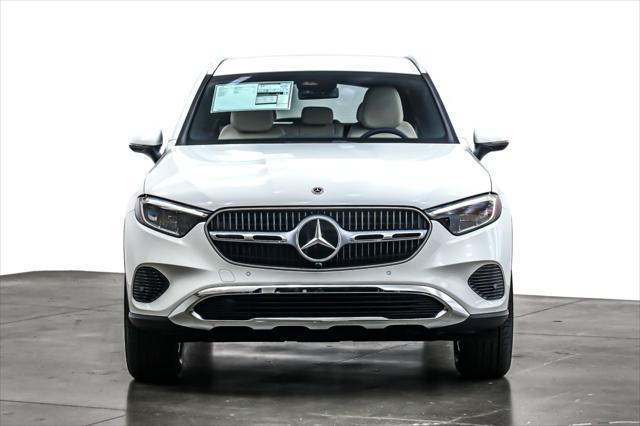 new 2025 Mercedes-Benz GLC 300 car, priced at $51,910