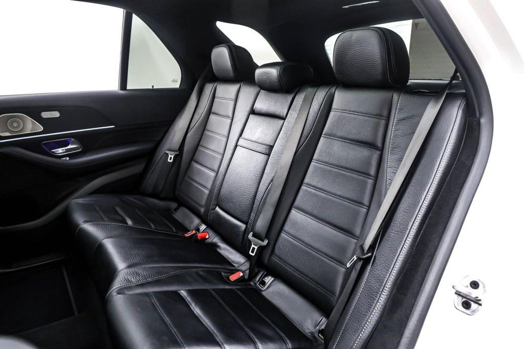new 2025 Mercedes-Benz GLE 580 car, priced at $97,725
