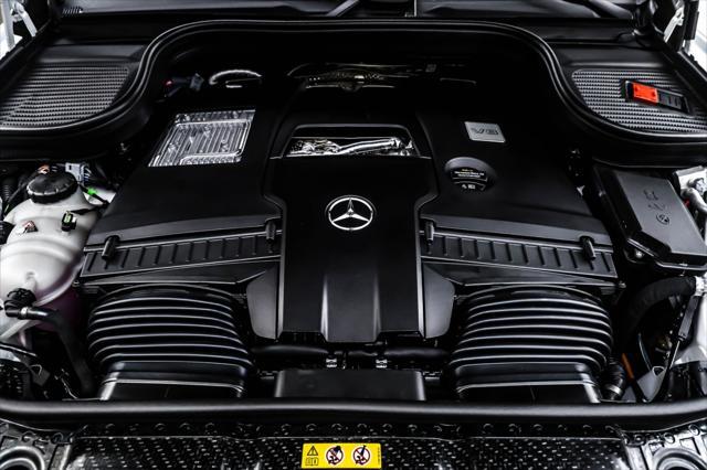 new 2025 Mercedes-Benz GLE 580 car, priced at $97,725