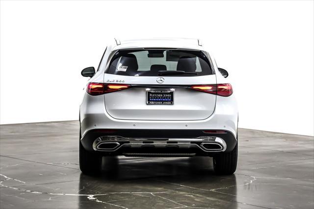 new 2025 Mercedes-Benz GLC 300 car, priced at $51,385