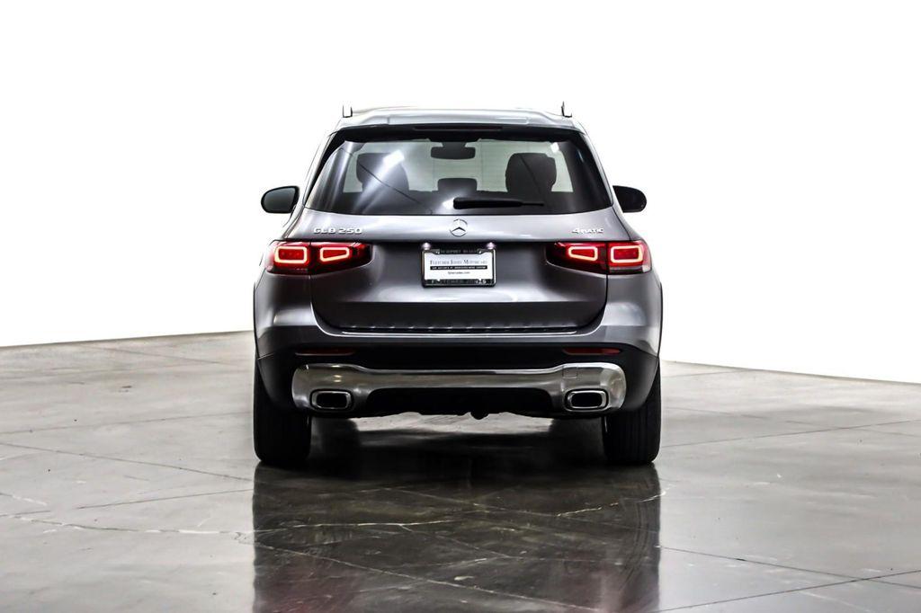 used 2022 Mercedes-Benz GLB 250 car, priced at $25,890
