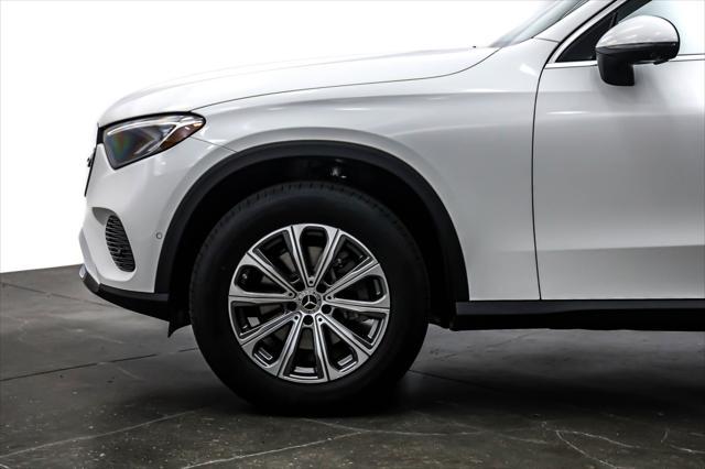 new 2025 Mercedes-Benz GLC 300 car, priced at $53,305