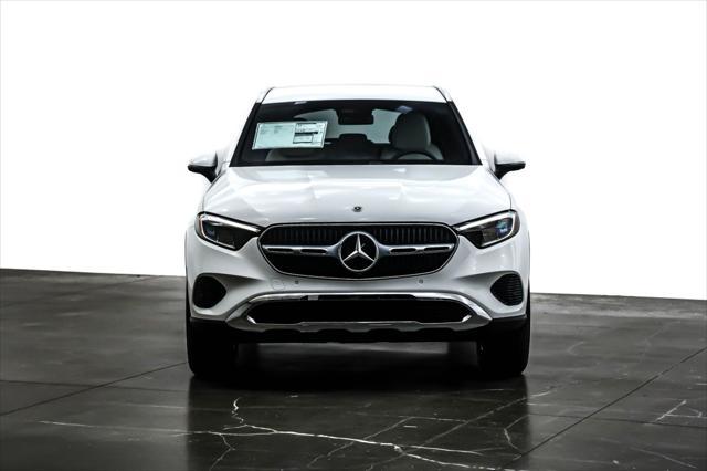 new 2025 Mercedes-Benz GLC 300 car, priced at $53,305