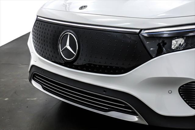 new 2024 Mercedes-Benz EQB 300 car, priced at $59,415