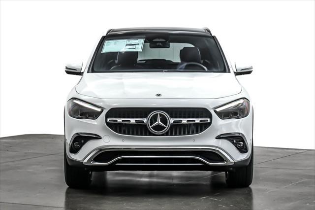 new 2025 Mercedes-Benz GLA 250 car, priced at $46,185