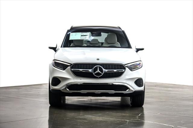 new 2025 Mercedes-Benz GLC 300 car, priced at $56,165