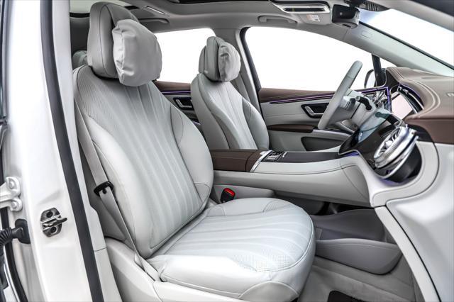 new 2025 Mercedes-Benz EQS 450 car, priced at $114,485