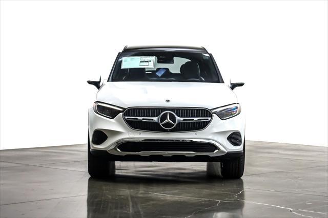 new 2025 Mercedes-Benz GLC 300 car, priced at $52,285