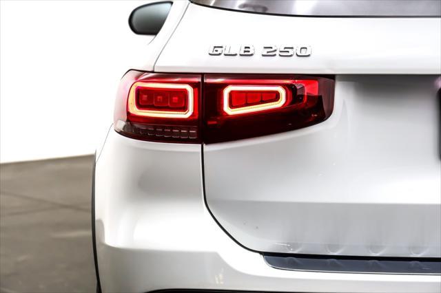 used 2020 Mercedes-Benz GLB 250 car, priced at $20,891