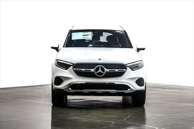 new 2025 Mercedes-Benz GLC 300 car, priced at $51,385