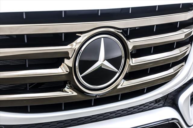 new 2025 Mercedes-Benz GLS 580 car, priced at $120,145