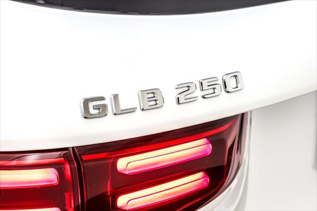 new 2025 Mercedes-Benz GLB 250 car, priced at $51,675