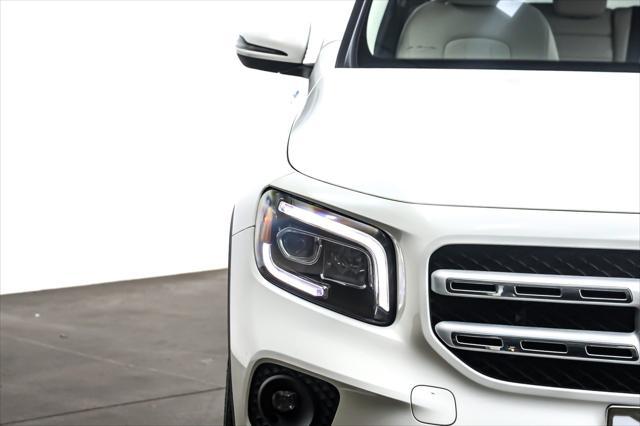 used 2021 Mercedes-Benz GLB 250 car, priced at $29,894