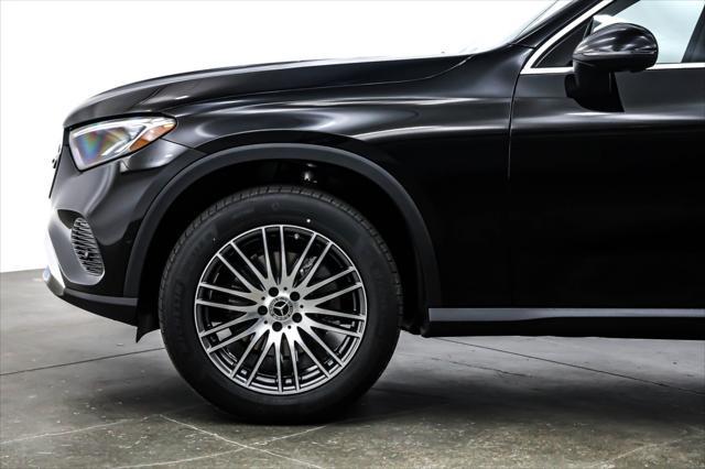 new 2025 Mercedes-Benz GLC 300 car, priced at $52,305
