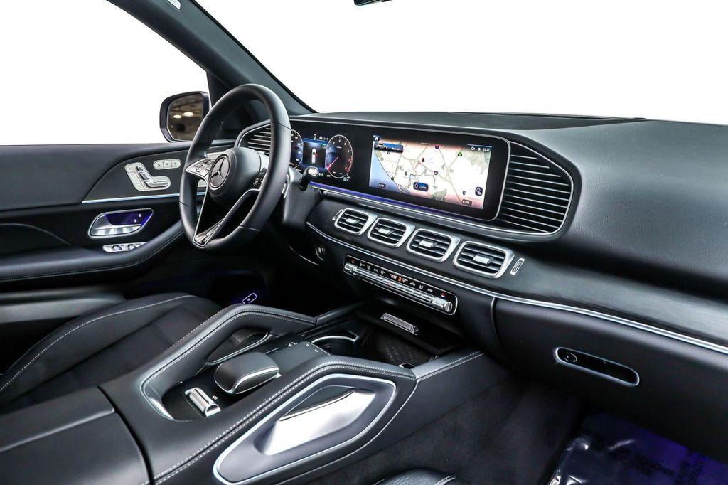 new 2026 Mercedes-Benz GLE 580 car, priced at $102,870