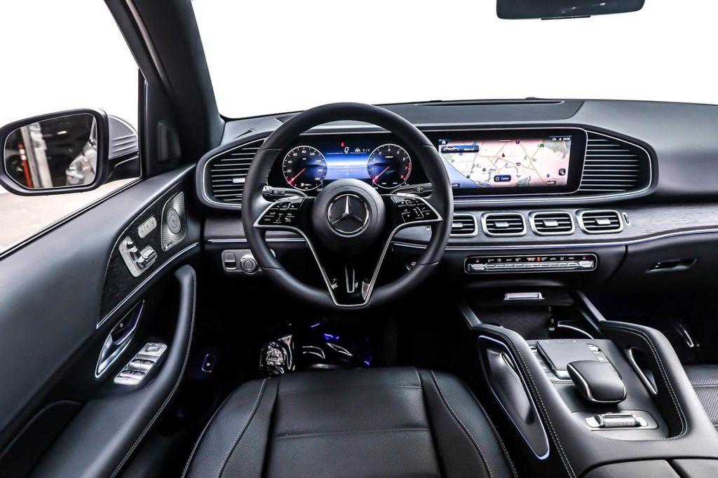 new 2026 Mercedes-Benz GLE 580 car, priced at $102,870