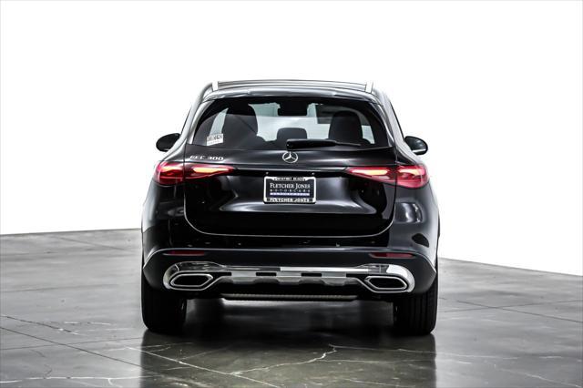 new 2025 Mercedes-Benz GLC 300 car, priced at $52,735