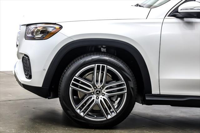 new 2025 Mercedes-Benz GLS 450 car, priced at $92,695