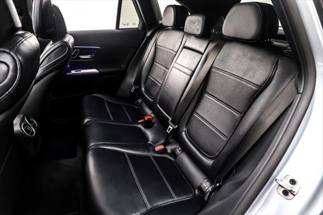 new 2025 Mercedes-Benz GLC 300 car, priced at $55,335