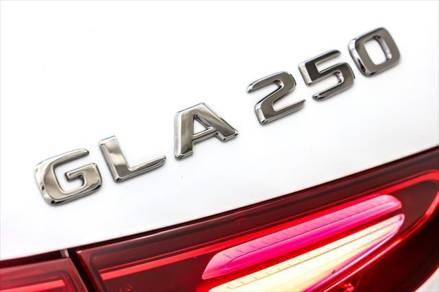 new 2025 Mercedes-Benz GLA 250 car, priced at $47,295