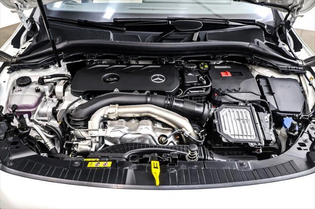 new 2025 Mercedes-Benz GLA 250 car, priced at $47,295