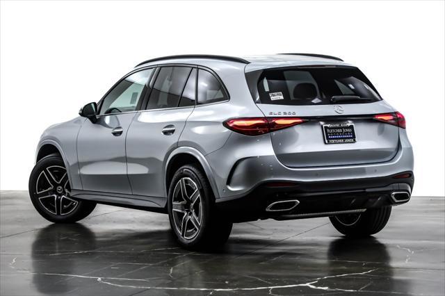 new 2025 Mercedes-Benz GLC 300 car, priced at $55,285