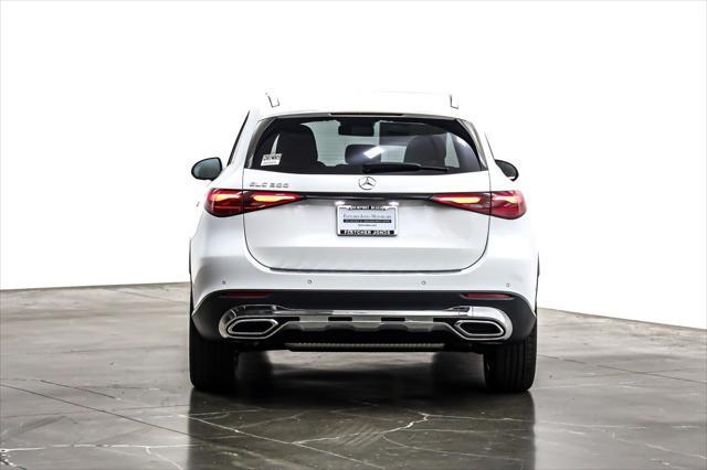 new 2025 Mercedes-Benz GLC 300 car, priced at $51,705