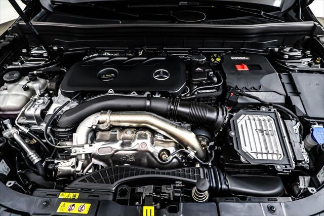 new 2025 Mercedes-Benz GLB 250 car, priced at $48,450