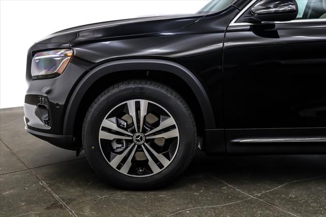 new 2025 Mercedes-Benz GLB 250 car, priced at $48,450