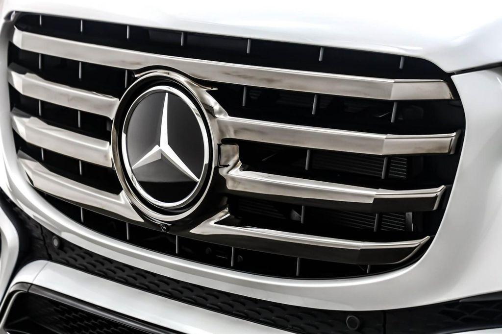 new 2026 Mercedes-Benz GLS 580 car, priced at $123,490
