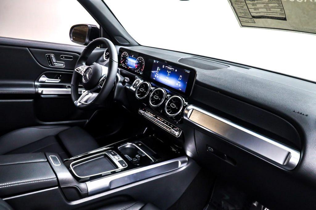 new 2026 Mercedes-Benz GLB 250 car, priced at $46,520